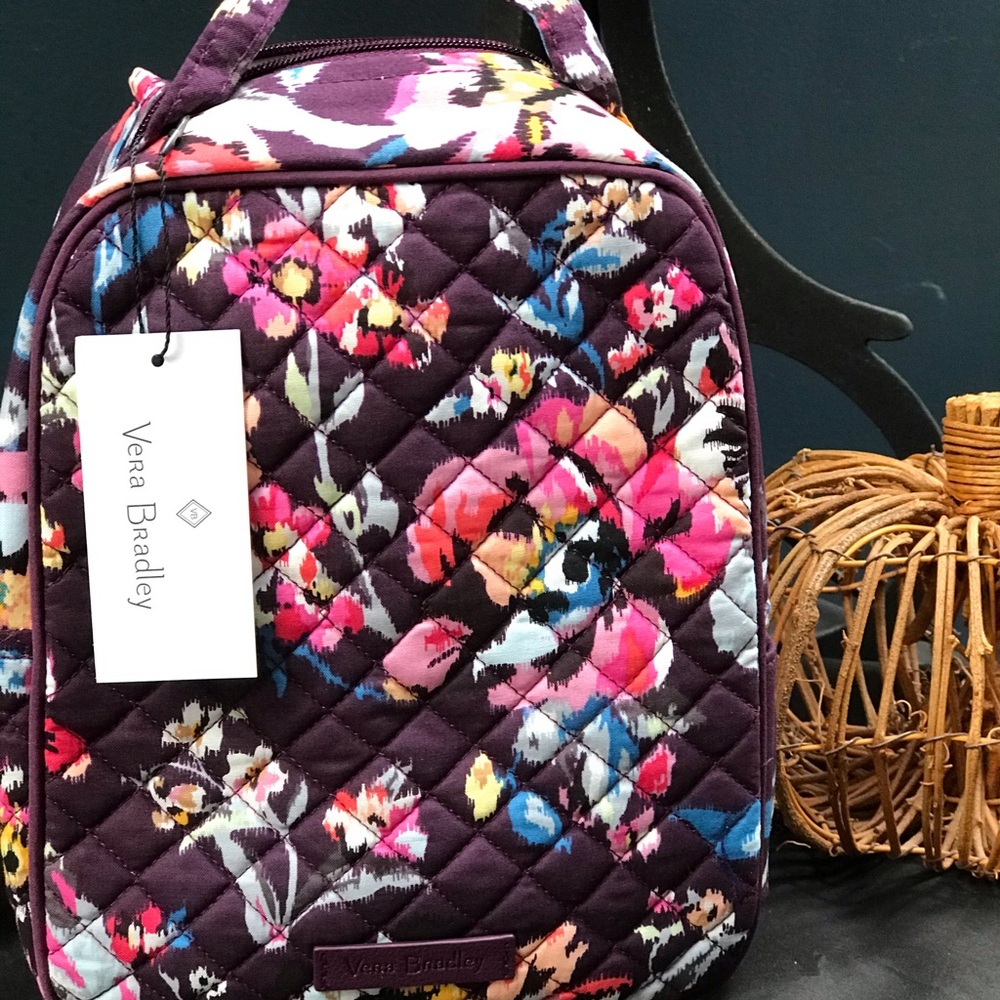 Beautiful Vera Bradley Lunch Bunch Bag!